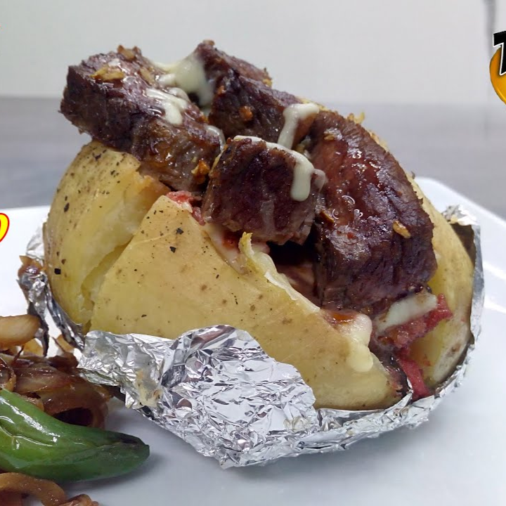 Papa al Horno con Rib Eye