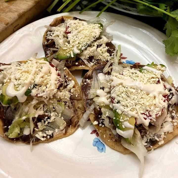 Tostadas de Carne Molida (3 Piezas)