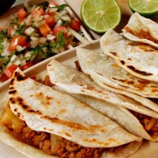 Taco Picadillo en Maíz o Harina