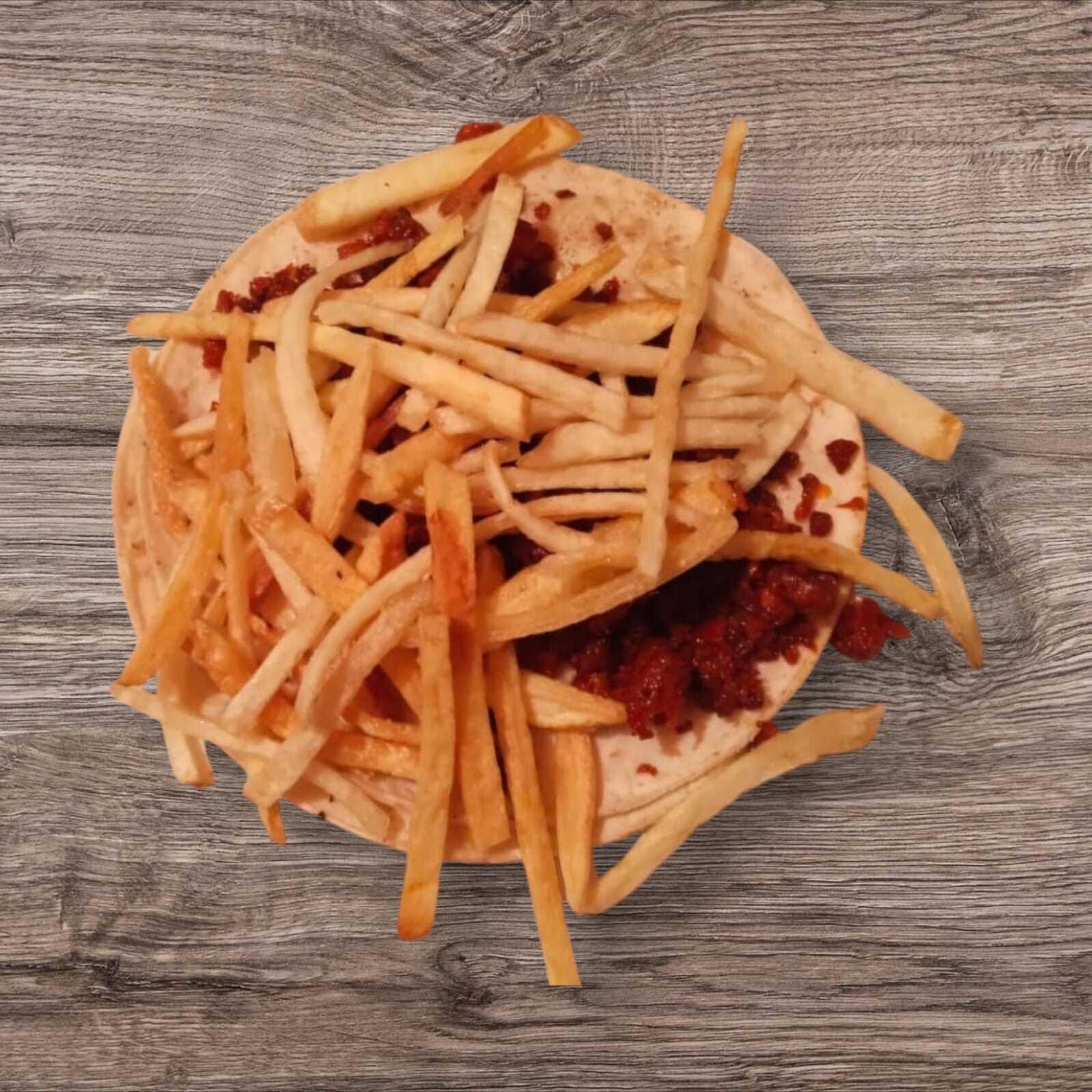 TACO DE CHORIZO CON PAPAS