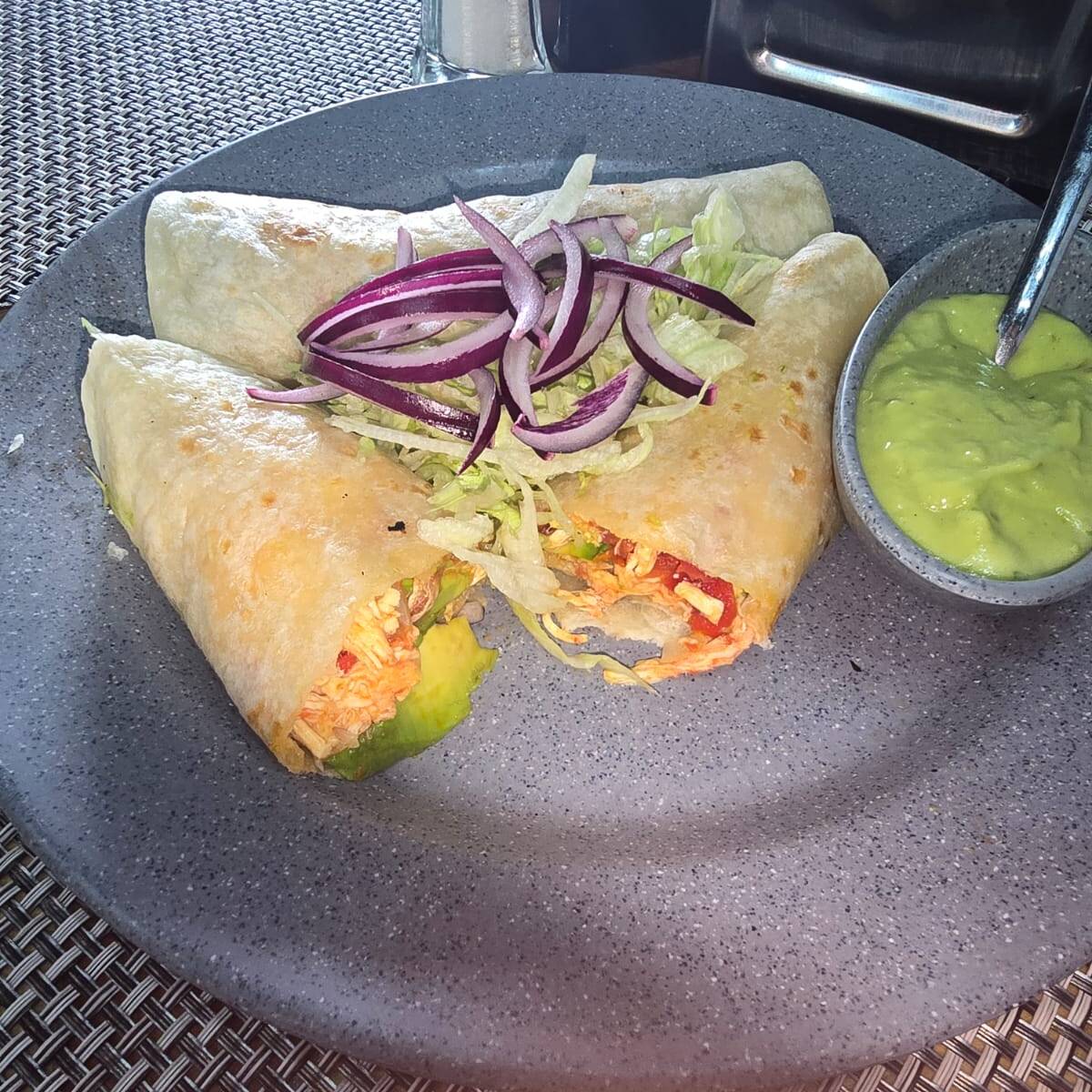 Burritos de Pollo 3 Piezas