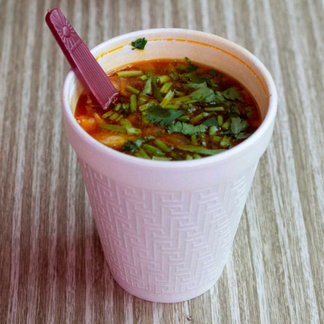 Vaso de Consomé de ¼, Sin Carne