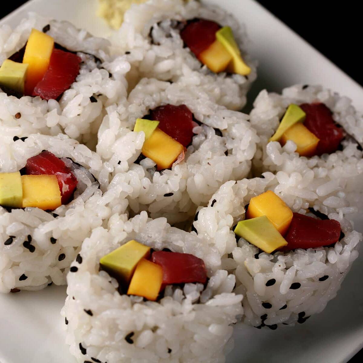 Sushi Tuna Roll 12 Bocados