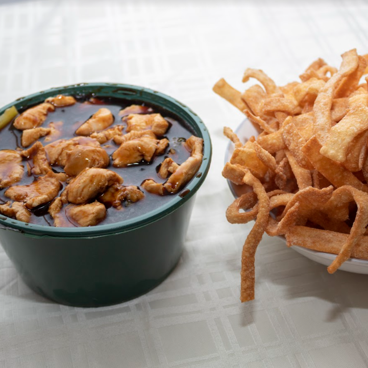 65. Chow Mein en Salsa 炸面