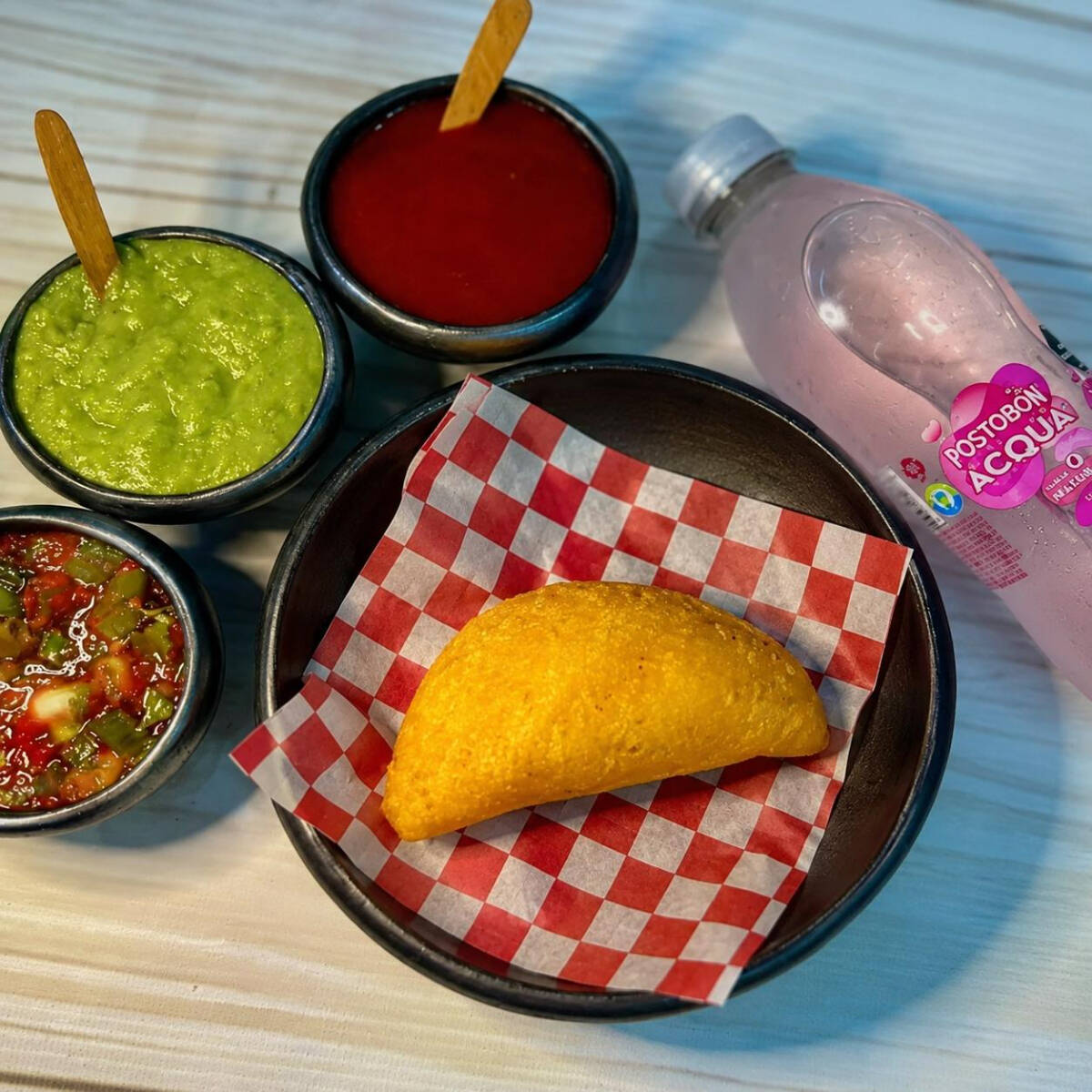 Combo Desayuno Empanada Papa con Carne + Bebida
