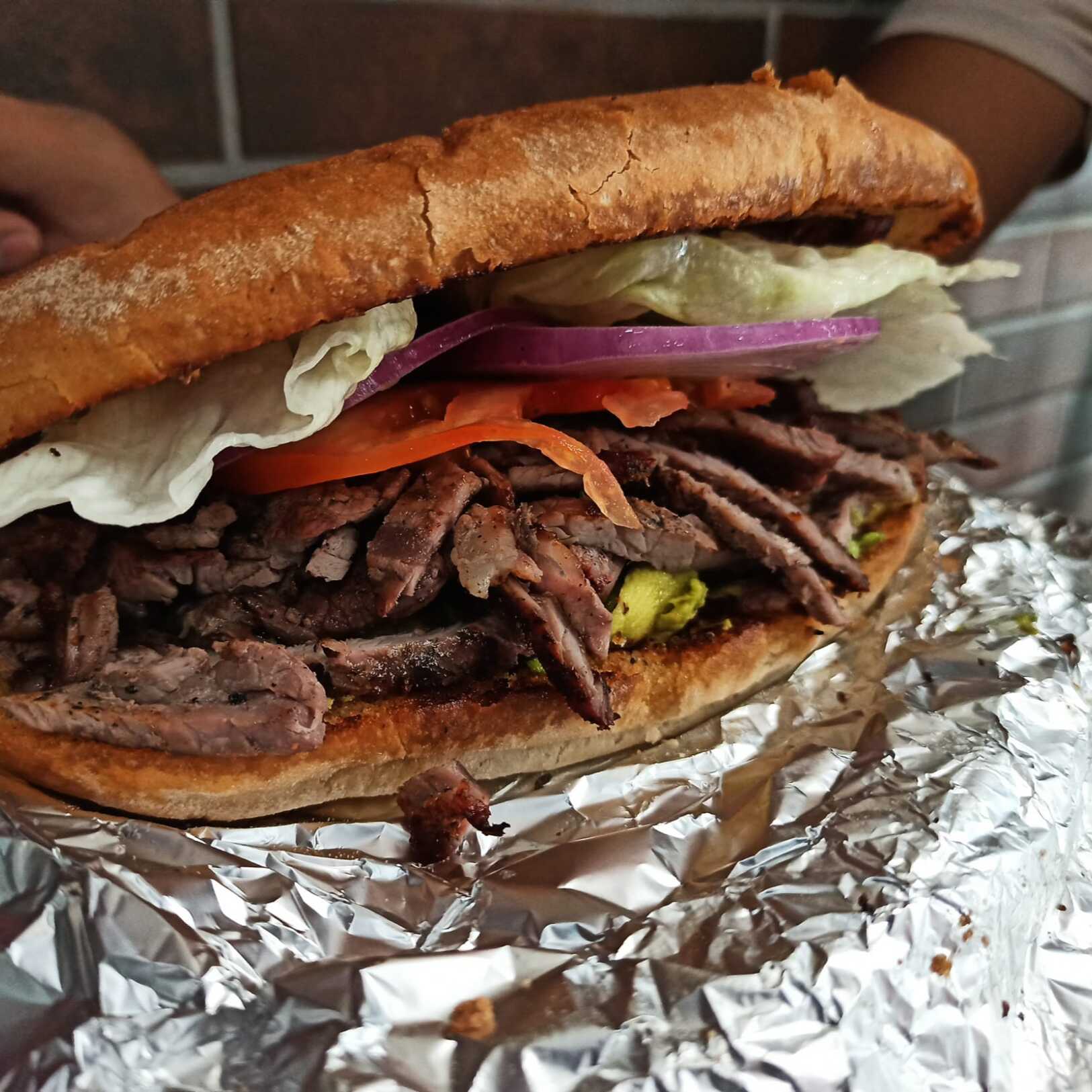 Lonche Lagunero de Adobada