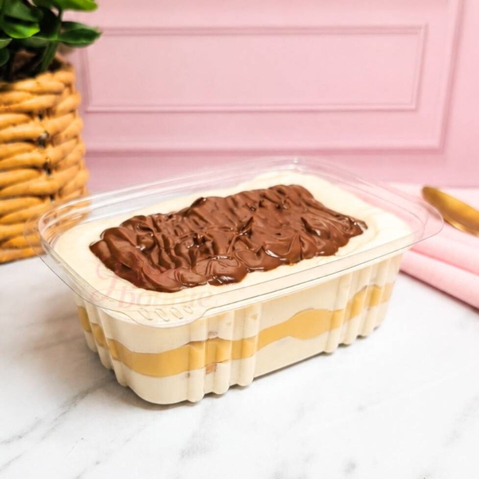 Delicioso pavê com camadas de mousse de Ninho, biscoito maisena, brigadeiro branco e finalizado com creme de avelã. Cremoso, equilibrado e simplesmente irresistível!
Peso Aprox.: 200g
Serve até 1 pessoa
