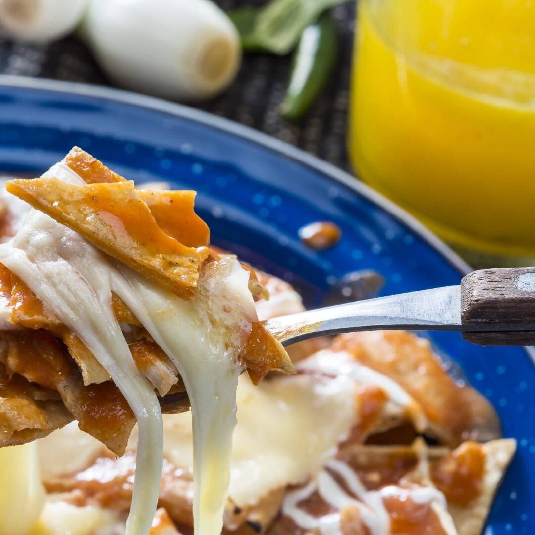 Chilaquiles con Jugo a Elegir
