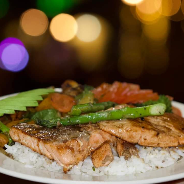 PLATO ESPECIAL DE SALMON