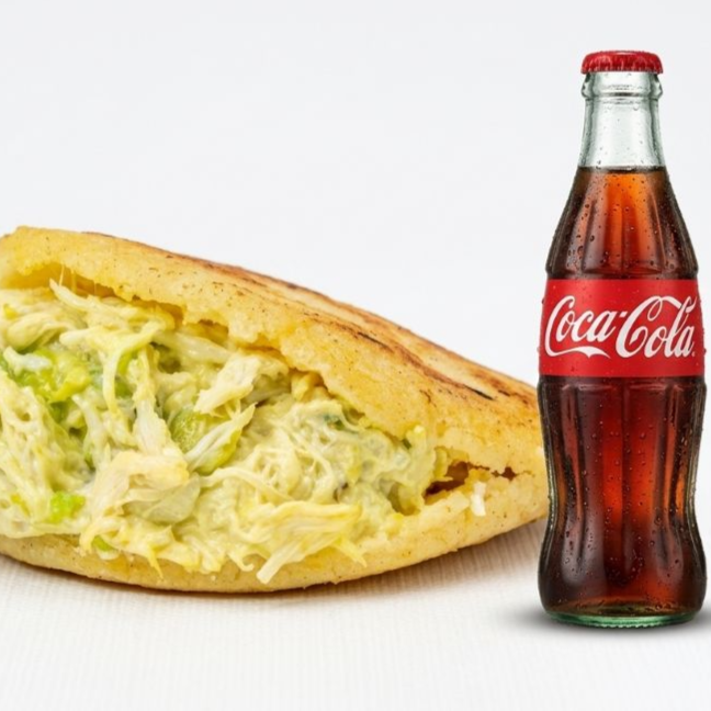Arepa Reina Pepiada más Coca Cola 400 ml