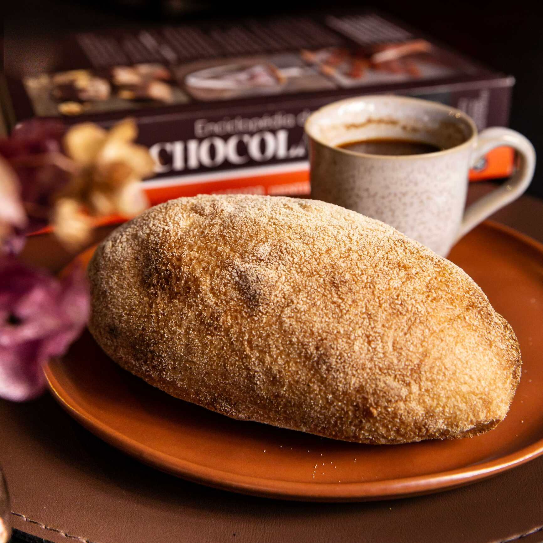 Massa super leve com 90% de hidratação.
Ideal para degustar com antepastos, azeite ou montar aquele sanduíche!