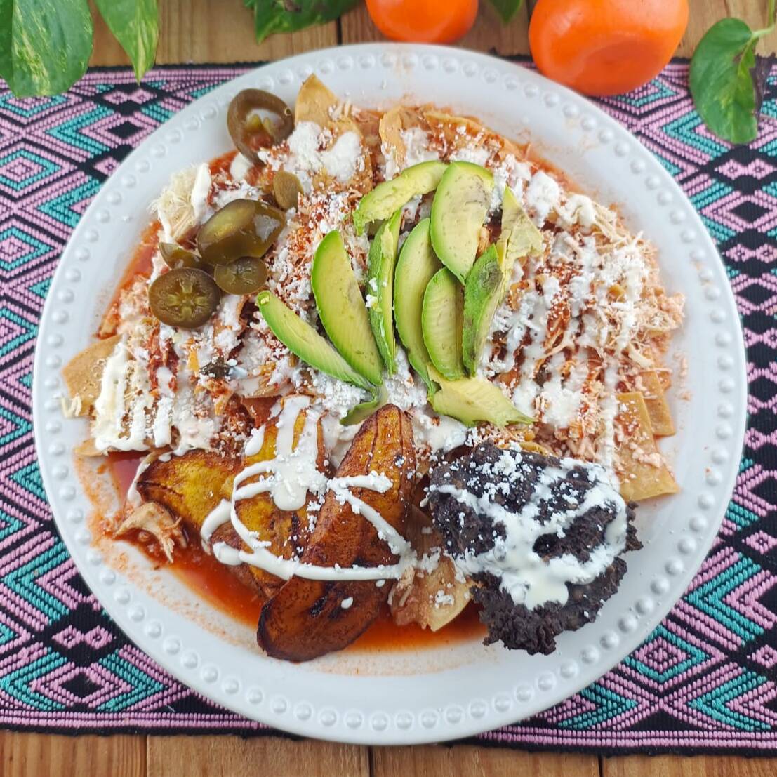 Chilaquiles Con Pollo