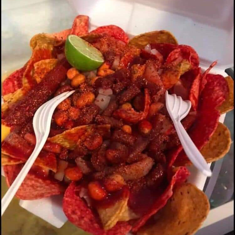 Tostilocos (tostitos flamint hot).