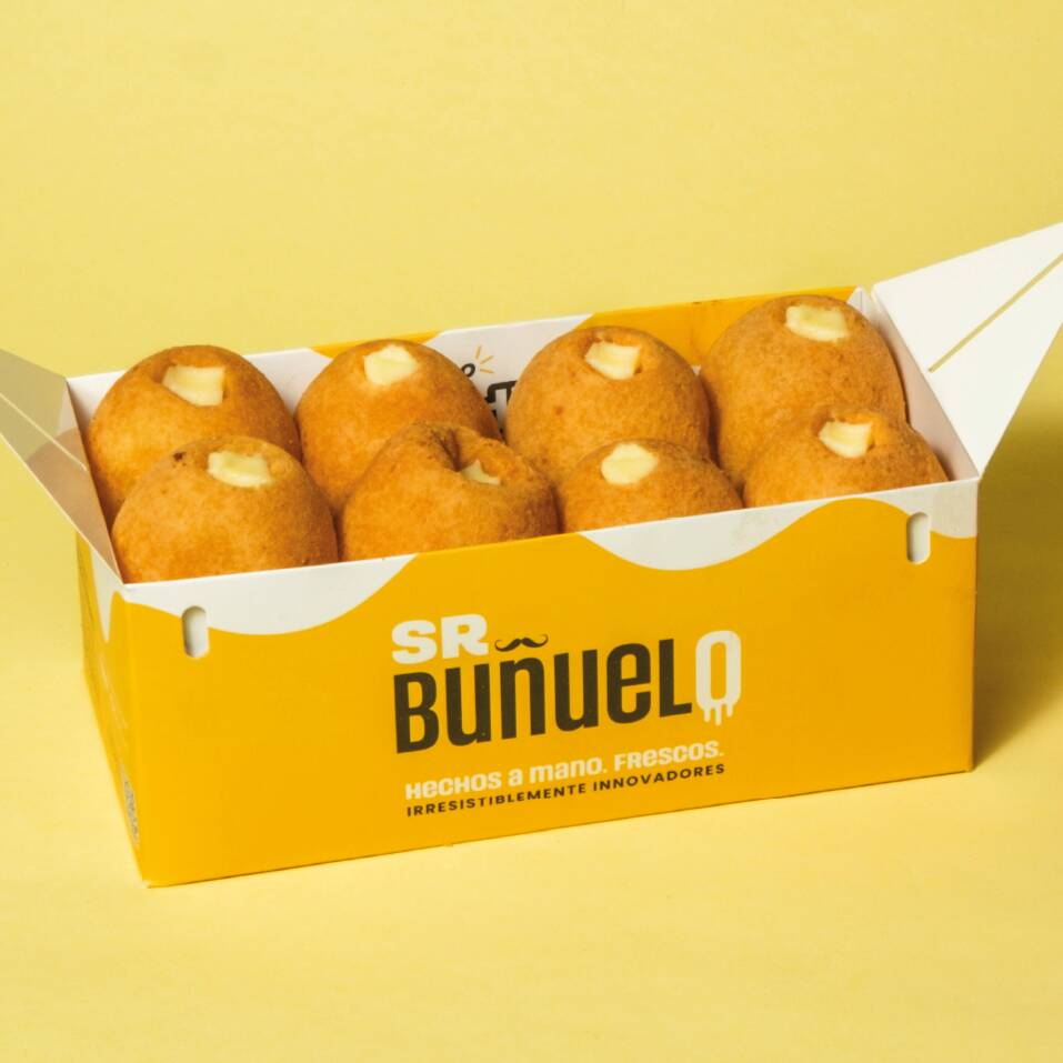 Caja X 8 Buñuelos de Queso