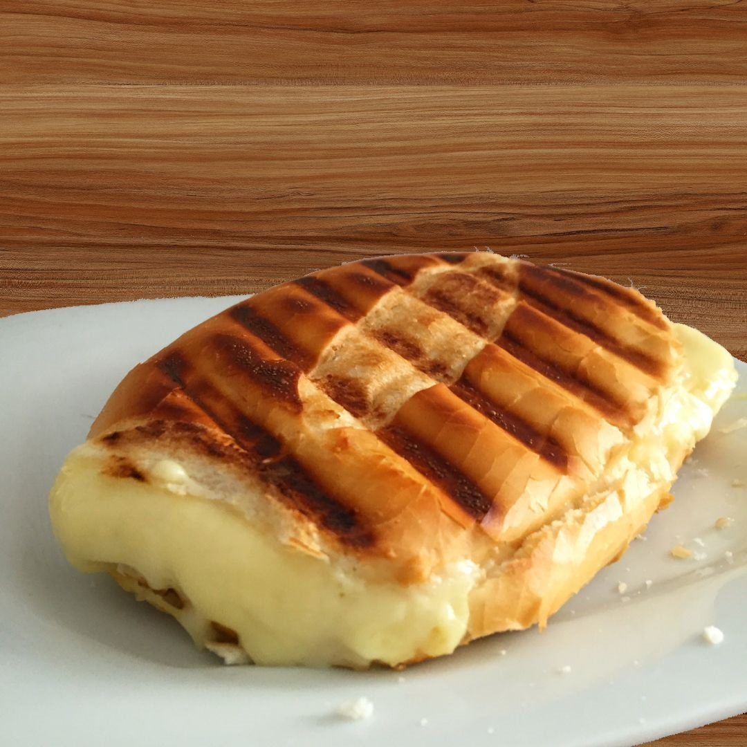 Pão com mussarela