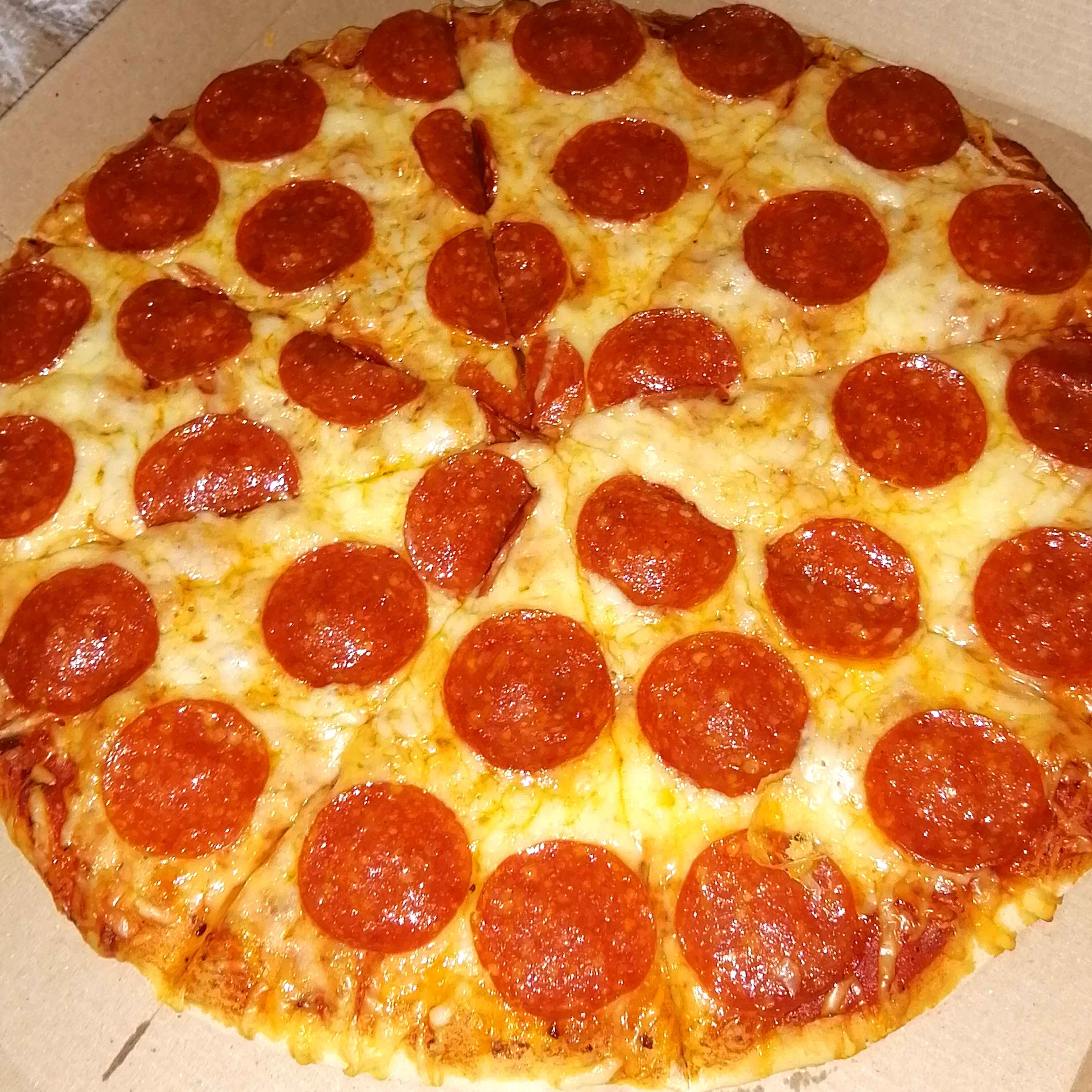 Pizza Pepperoni Mediana