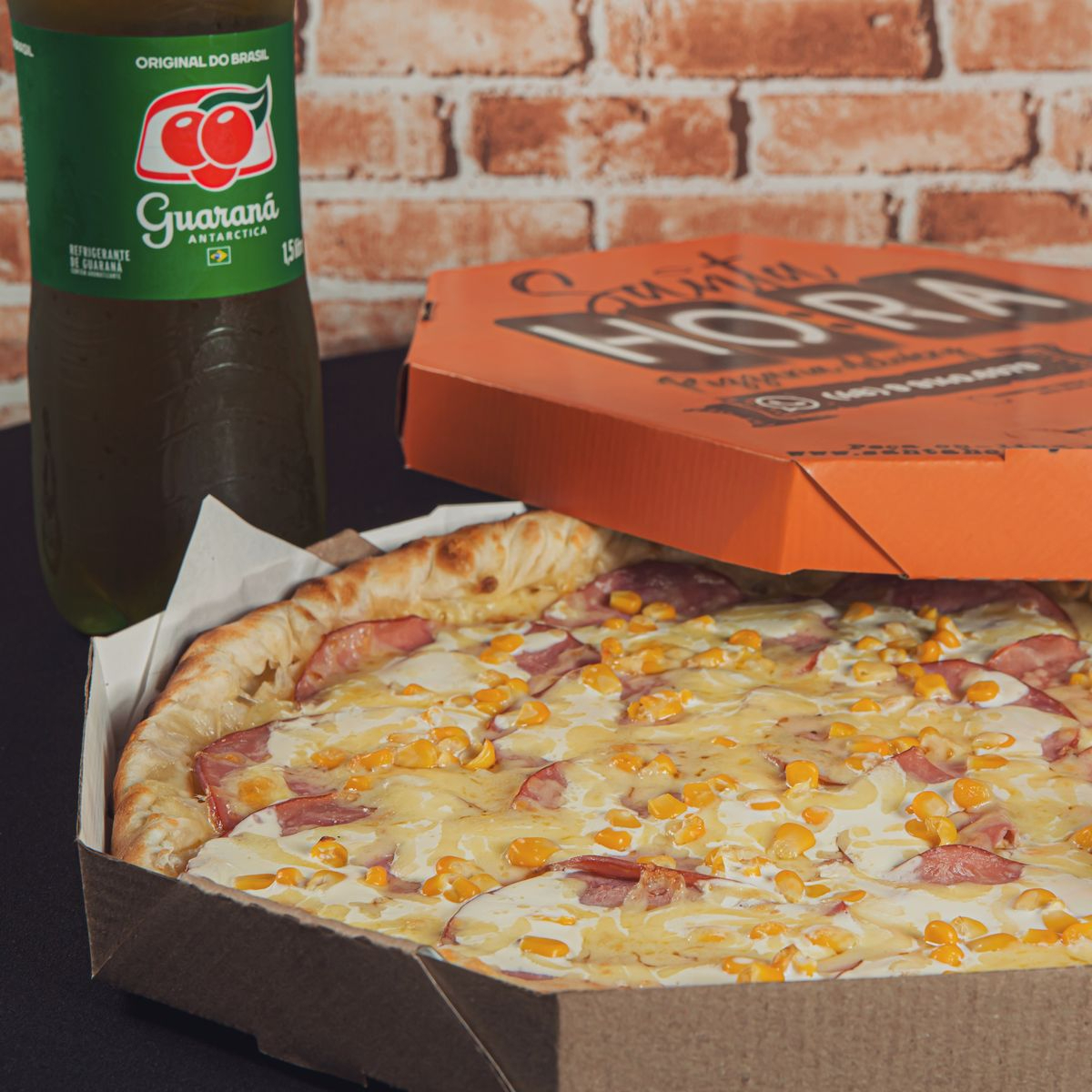 PIZZA FAMÍLIA 4 SABORES PROMOCIONAIS + REFRIGERANTE 1 LITRO