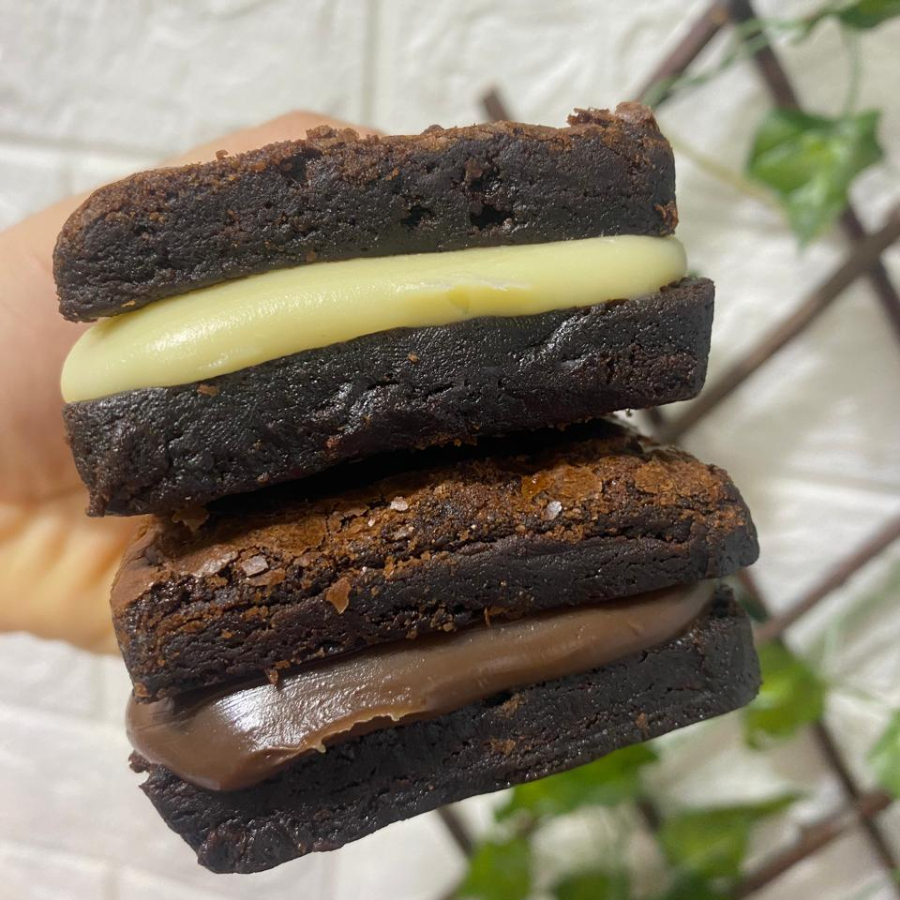 Sao 2 brawnie recheado ninho e brigadeiro