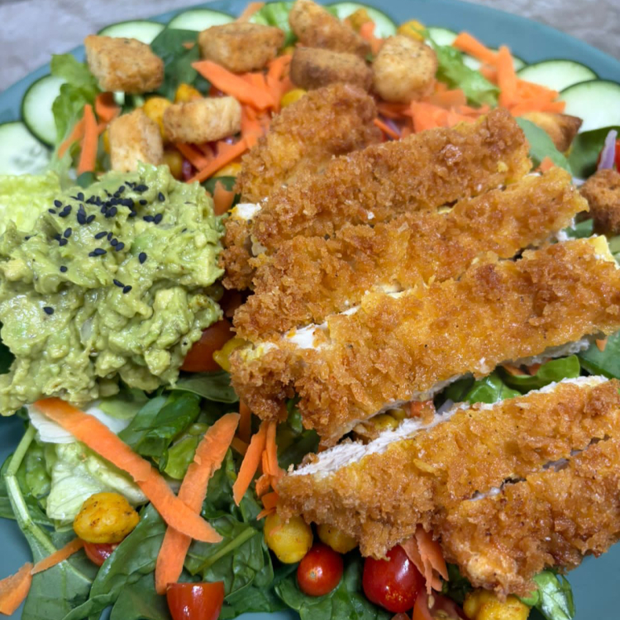 Ensalada con pechuga crispy