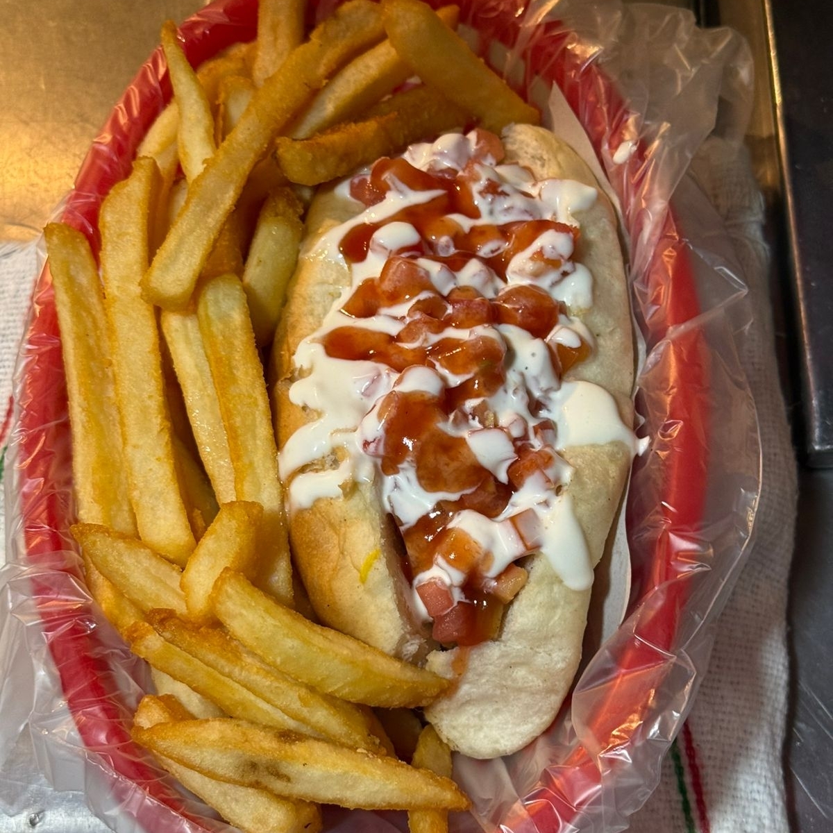 Hot Dog Sencillo con Papas
