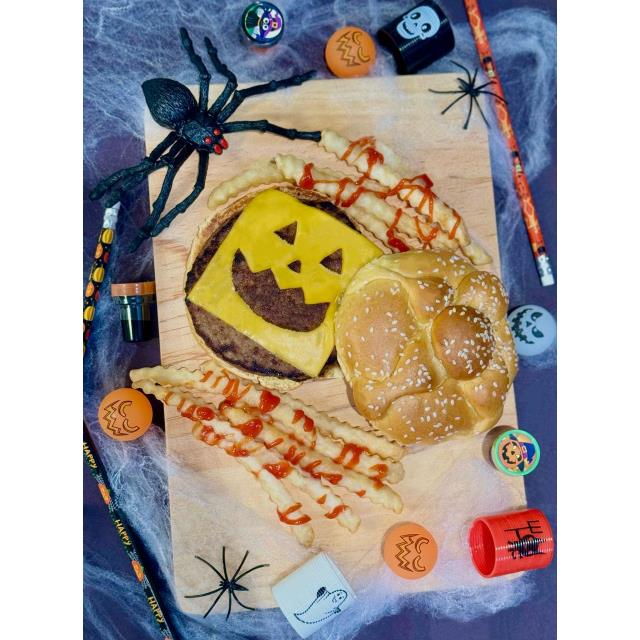 PAQ. INFANTIL TENEBROSO JOKER CON QUESO SIN VERDURA Y REGALO