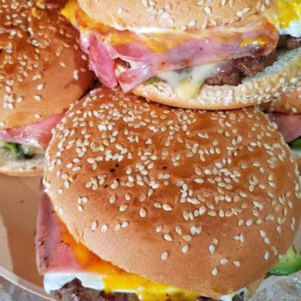 Hamburguesa hawaiana