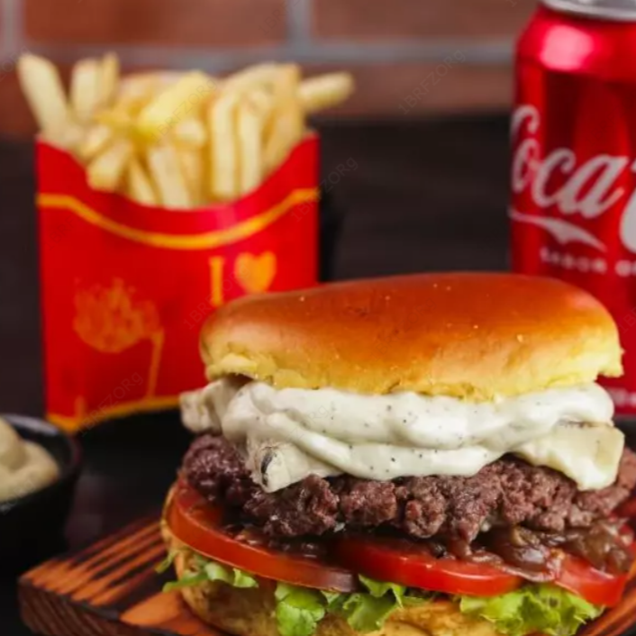 1x Quico Coalho artesanal+ 1x batata frita 150g+ um refrigerante lata 350ml da sua escolha.