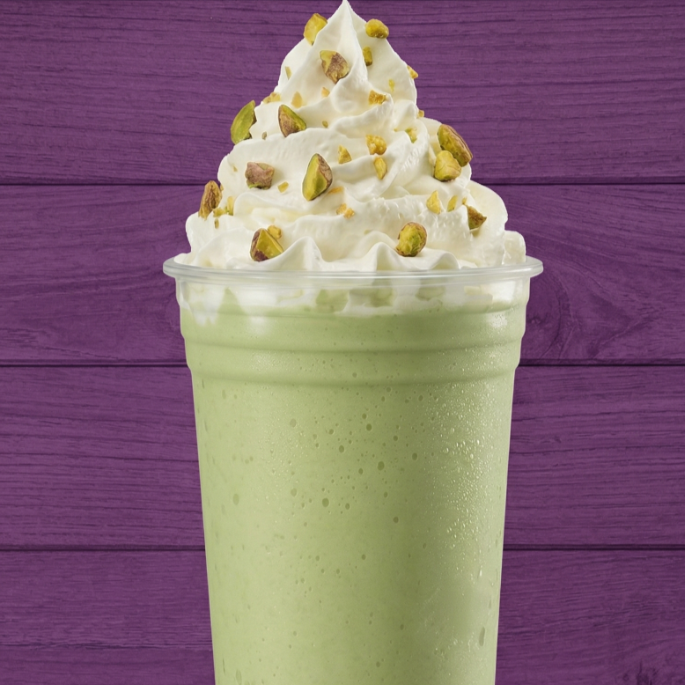 Nosso Milk-shake é a combinação perfeita de sorvete super cremoso, leite gelado e o seu sabor favorito, batido até atingir uma textura irresistível e aveludada. É o clássico que conforta a alma, a sobremesa perfeita para qualquer hora. Puro deleite!