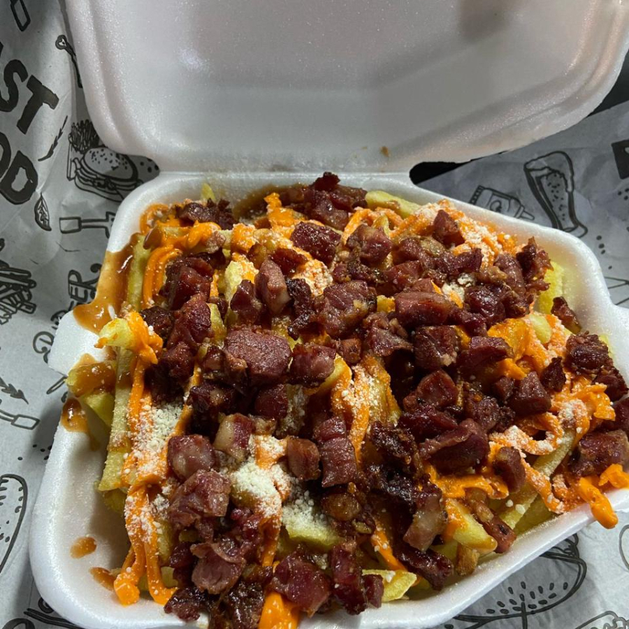 Bacon - cheddar - calabresa - catupiry - queijo ralado