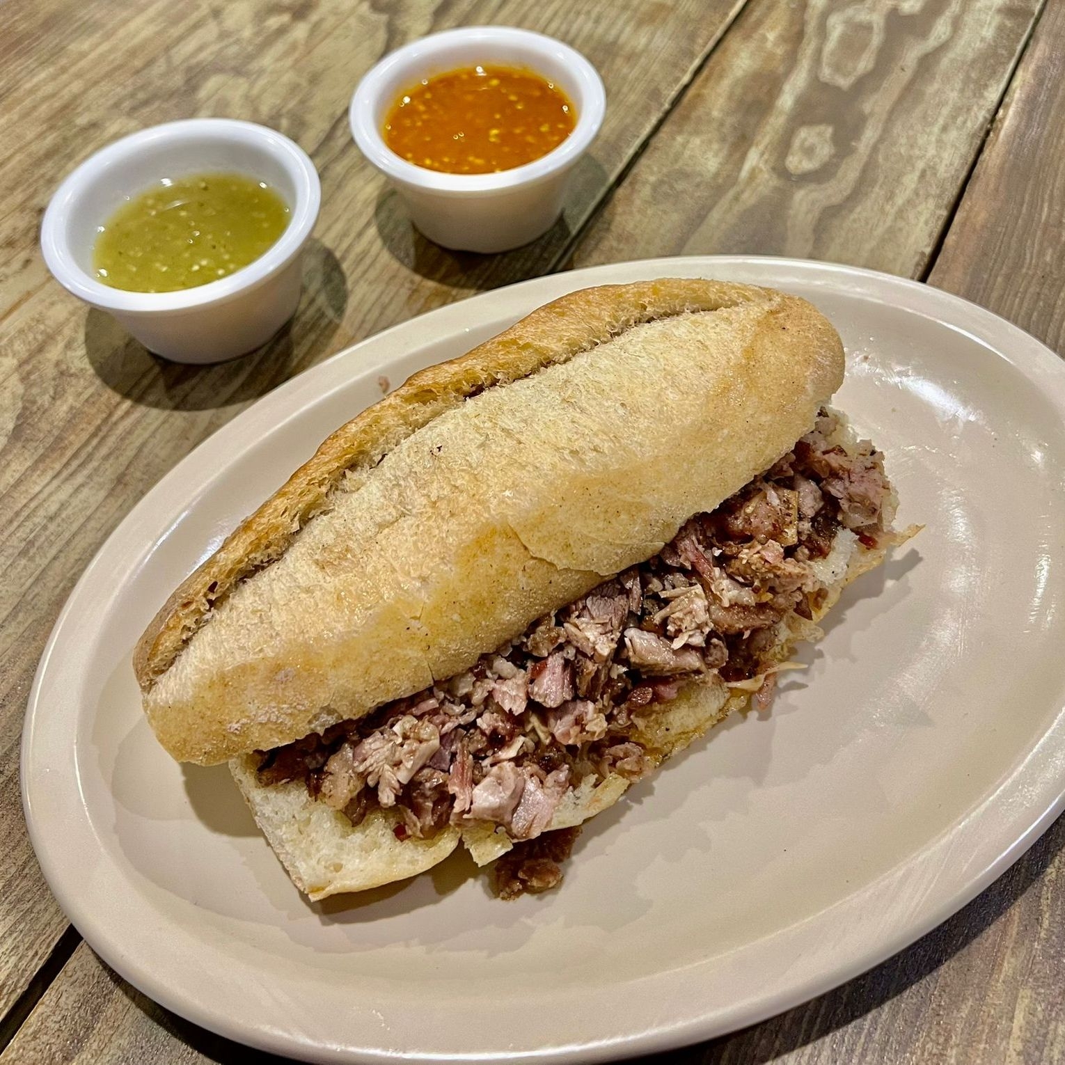 Lonche De Suadero