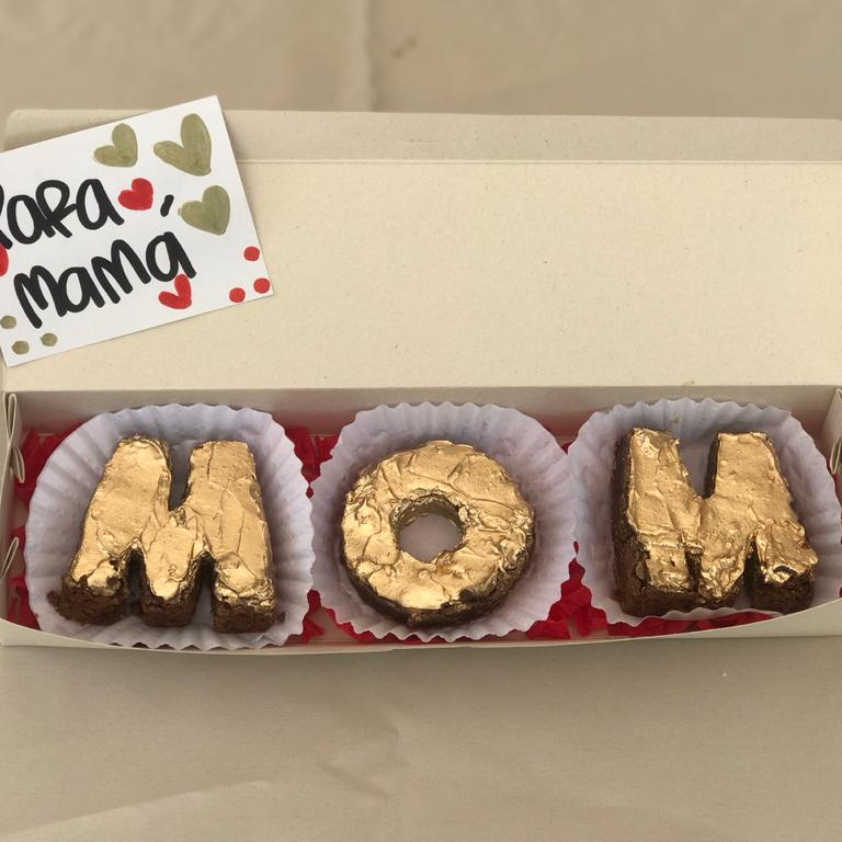 Box Mom