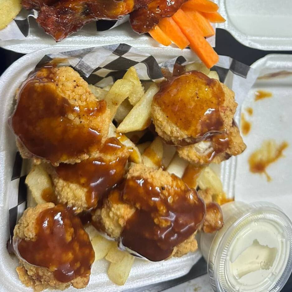 Orden de Boneless con Papas