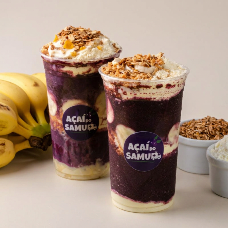 2x Copos Primeiros Socorros (500ml) Tradicional Com Açaí Cremoso, Leite Condensado, Leite Em Pó, Banana Fatiada, Granola Crocante E Paçoca Triturada. Combinação Completa, Cremosa E Cheia De Textura.