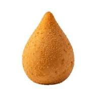 Coxinha de frango frita na hora