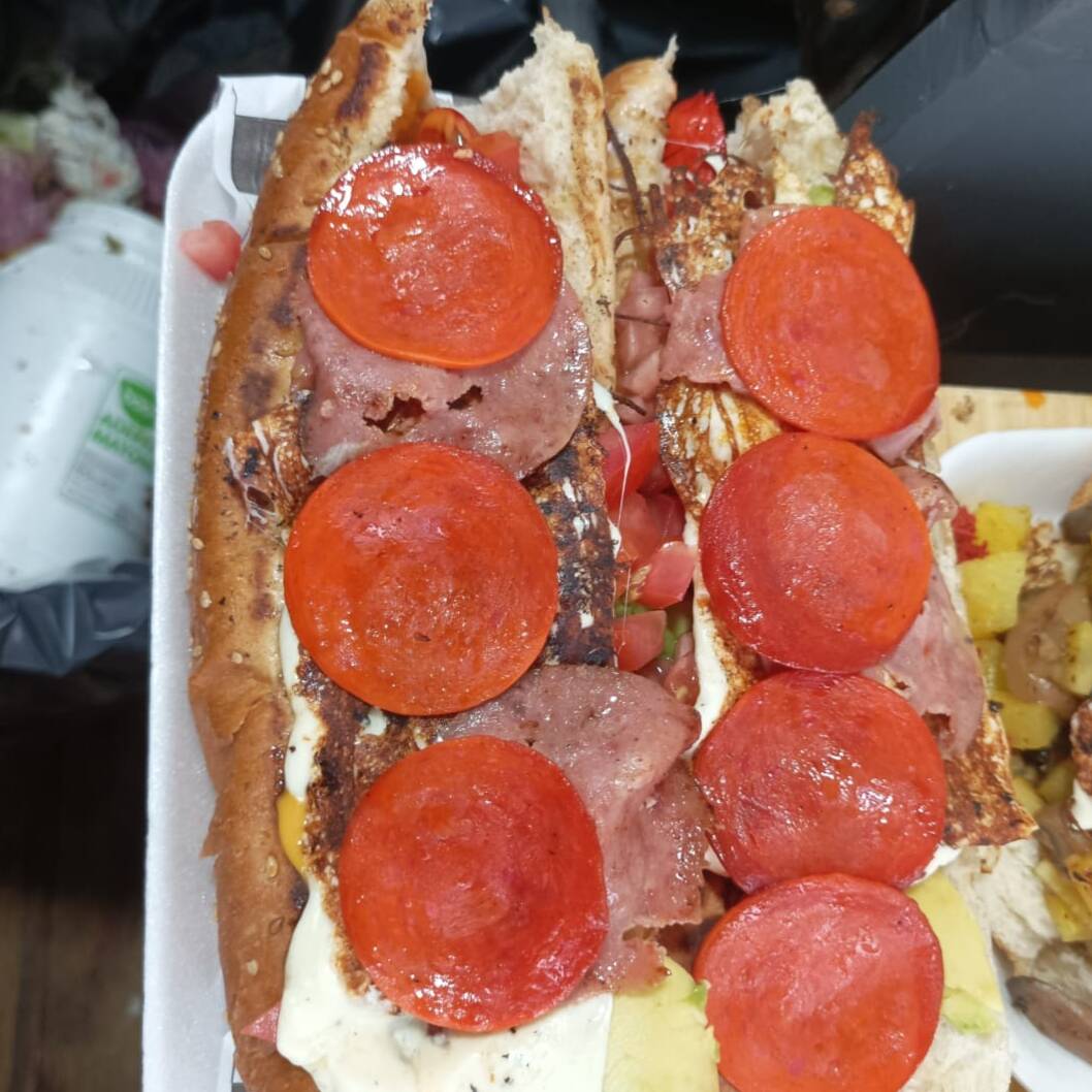 COMBO 4 HOT DOGS PREMIUM