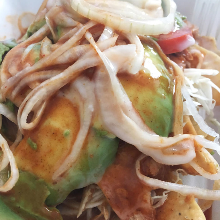 Tostada de Cueritos con Pico de Gallo