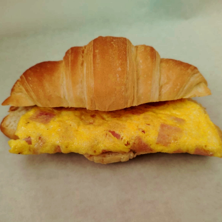 Croissant de Omelette de Jamon