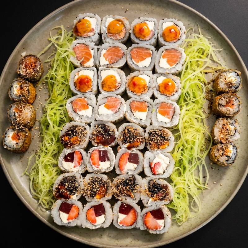 8un uramaki filadélfia, 8un uramaki skin, 8un romeu e julieta, 8un uramaki niro, 8un hot filadélfia