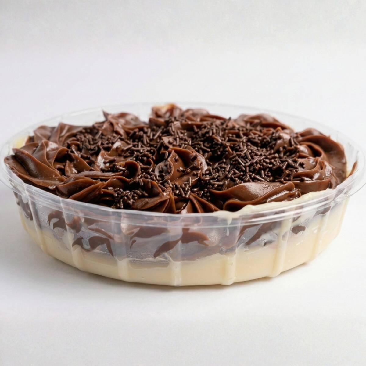 Pavê ou Pacumê? (É pra comer!) A piada é velha, mas o sabor é incrível. O clássico pavê com muito creme branco, biscoito champagne e aquele chocolate que a gente ama por cima. Impossível resistir. Aproximadamente 450 gramas. -----------------tags------------------- Entrega rápida, desconto, promoção, 0,99, 0800, off, cupom, barato, melhor preço, oferta, frete grátis, descontão, preço baixo,Doces, bolos, brigadeiro, docinhos, kit festa, aniversario, coco, bolo de pote, chocolate, morango, sobremesa, Nutella, copo da felicidade, pizza doce, brownie, confeitaria, doceria, gourmet, cake, bombom, piscina, ganache, caseiro, vovó, bento cake, vulcão, red velvet, trufas, banoffe, pudim, doce de leite, pão de mel, Oreo, Kit Kat, ferrero Rocher, cheese cake, tartelete, Ninho, cupcake, afogadinho, bolo, Ninho, brigadeirão, mini, cascão, gourmet, cone, dois amores, Salgadinhos, salgados,kibe, frango, coxinha, camarão, pastel, frito, sequinho, bolinho, bauru, empada, esfirra, petiscos, pizza, empadão