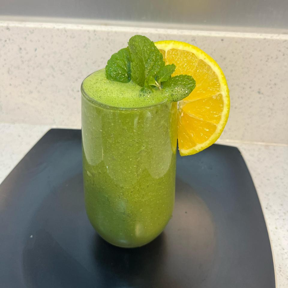1 Lt. Jugo Verde