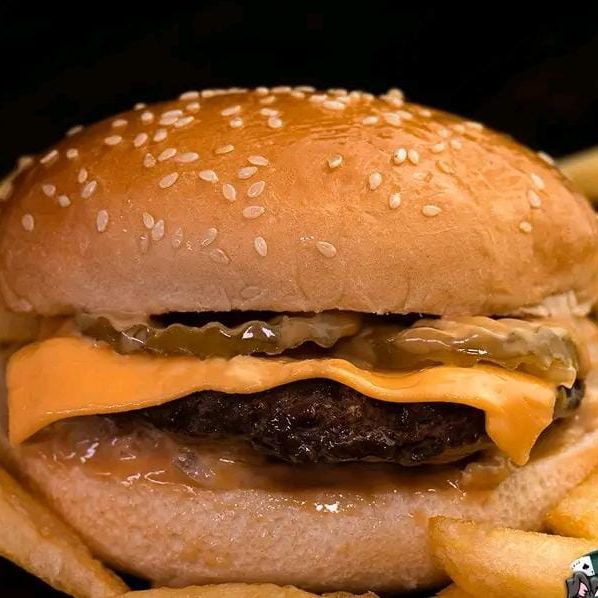 Hamburguesa la Gringa Triple En Combo