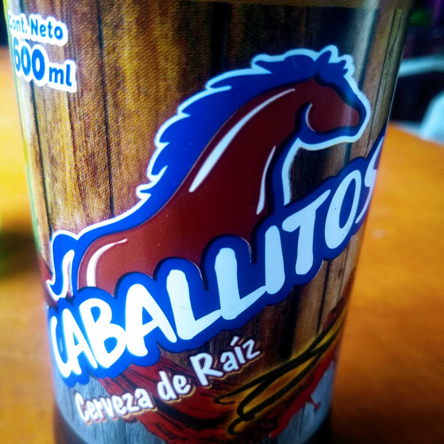 Caballito de raíz