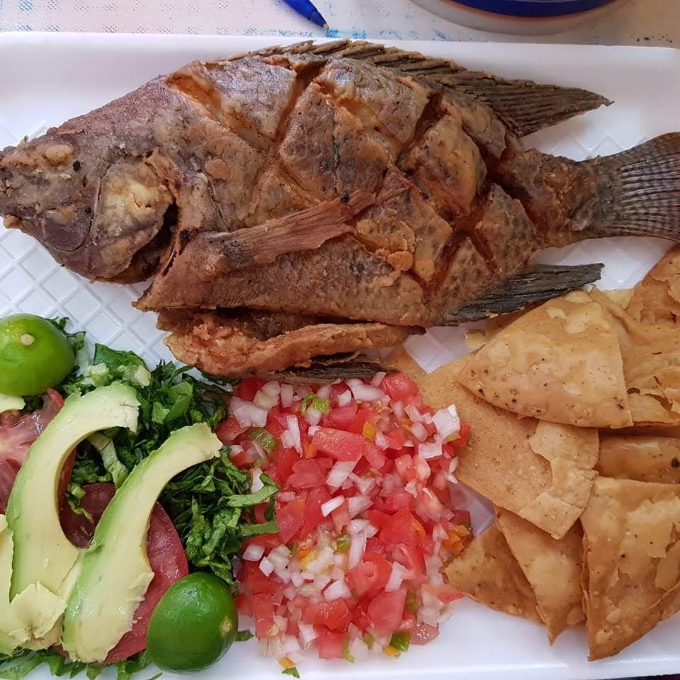 Mojarra al Mojo de Ajo