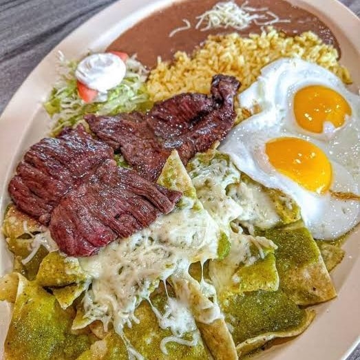 Chilaquiles Especiales