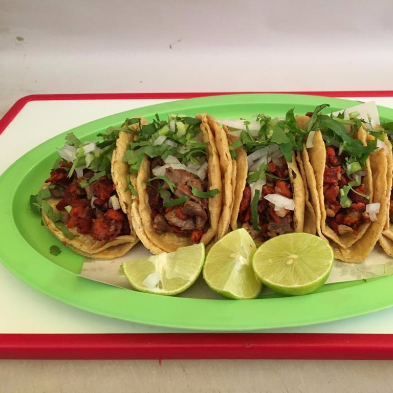 Orden de 5 tacos de chorizo