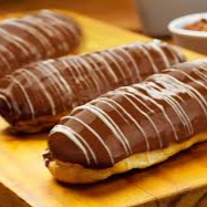 bomba recheada de doce de leite ou chocolate