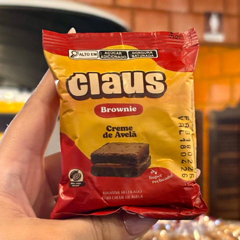 Brownie recheado com creme de avelã. 70g.