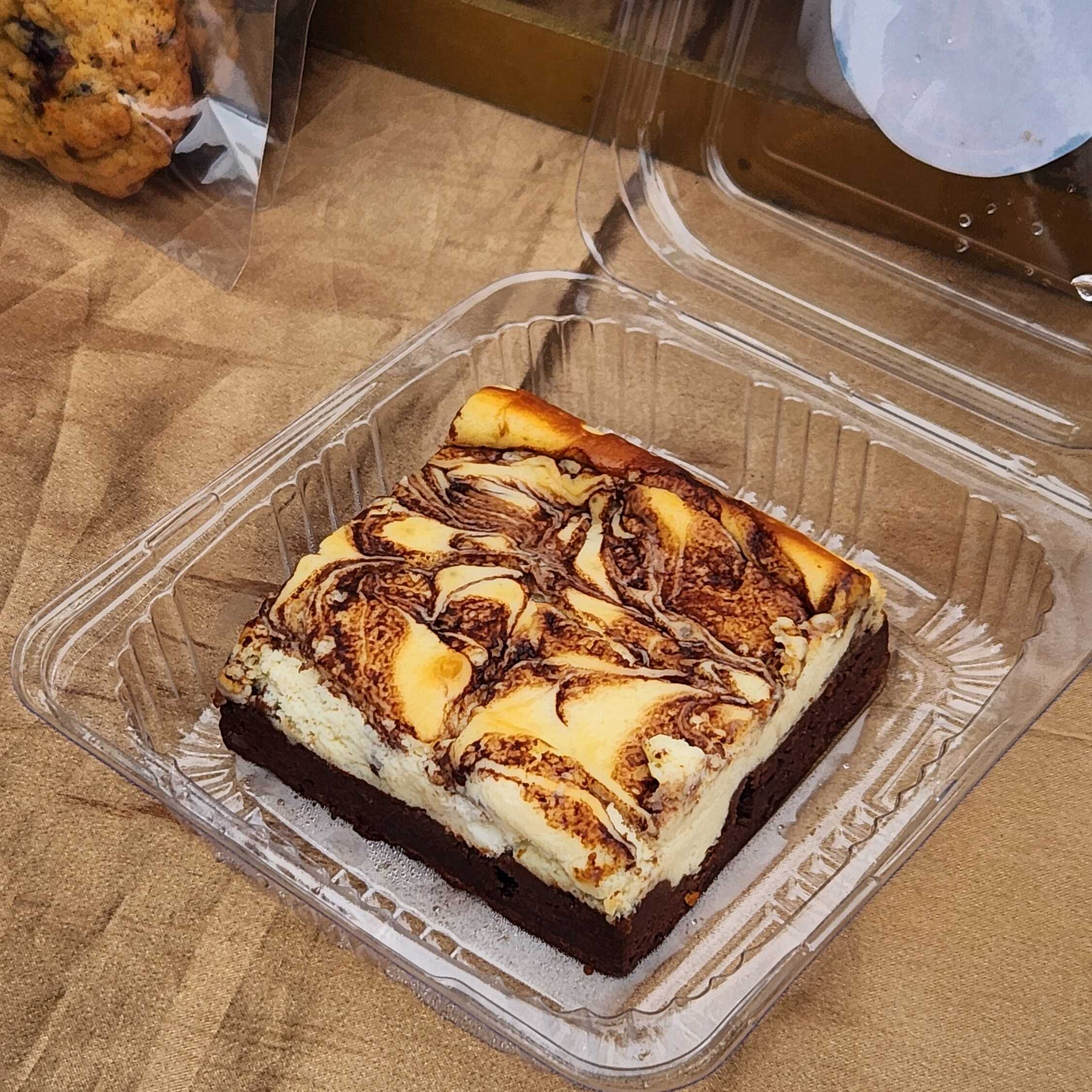 Cheesecake Brownie
