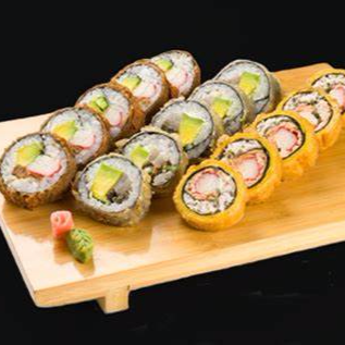 18 bocados Mixto Tempura + Spring Roll + Jugo 250