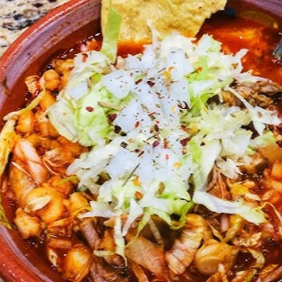 Pozole Rojo Grande de Cerdo 1 Litro